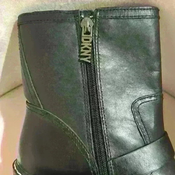 NWOT. No box. DKNY Women’s Daray Moto Leather Bootie. Color: Black. Size… - Picture 2 of 8